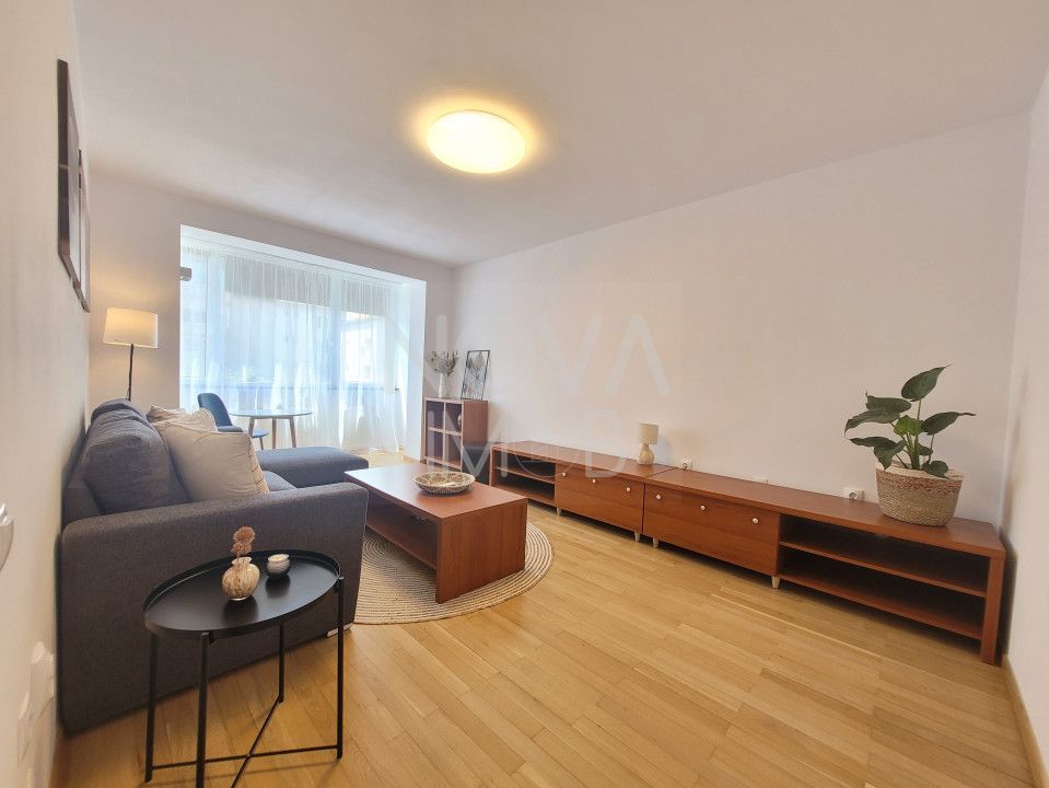 Apartament 3 camere,  Zona Centrala - Bulevardul Milea - Poză 2