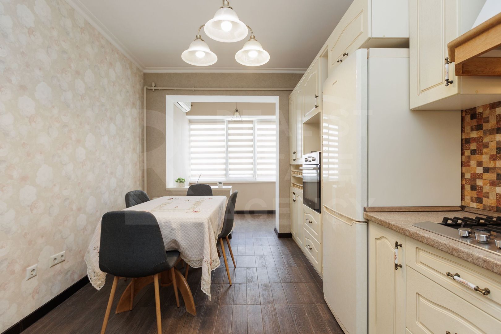 Chirie, apartament, 3 camere, strada Nicolae Anestiade, Centru - Poză 4