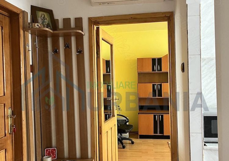 Apartament decomandat cu 2 camere de închiriat în Alexandru cel Bun - Poză 2