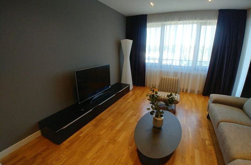 Apartament in imobil nou, suprafata generoasa, dressing, parcare - Poză 3