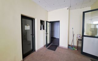 Cladire comerciala, zona centrala! - Poză 13