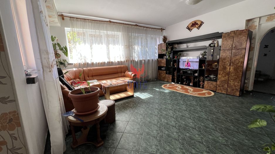 Teren+Casa zona Km 0 Craiova Ideala pentru Spatiu Comercial - Poză 6