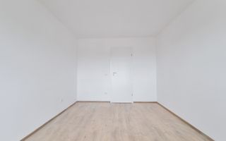 Casă însiruită cu 4 camere și curte proprie – Cartier Izvor, Str. Salc - Poză 9