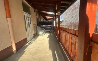 2 camere | centrala proprie | mobilat si utilat | gradina | zona excelenta | - Poză 12