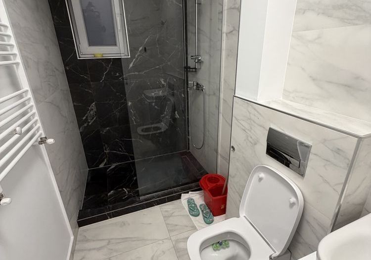 De închiriat apartament 2 camere  Apărătorii Patriei - Poză 7