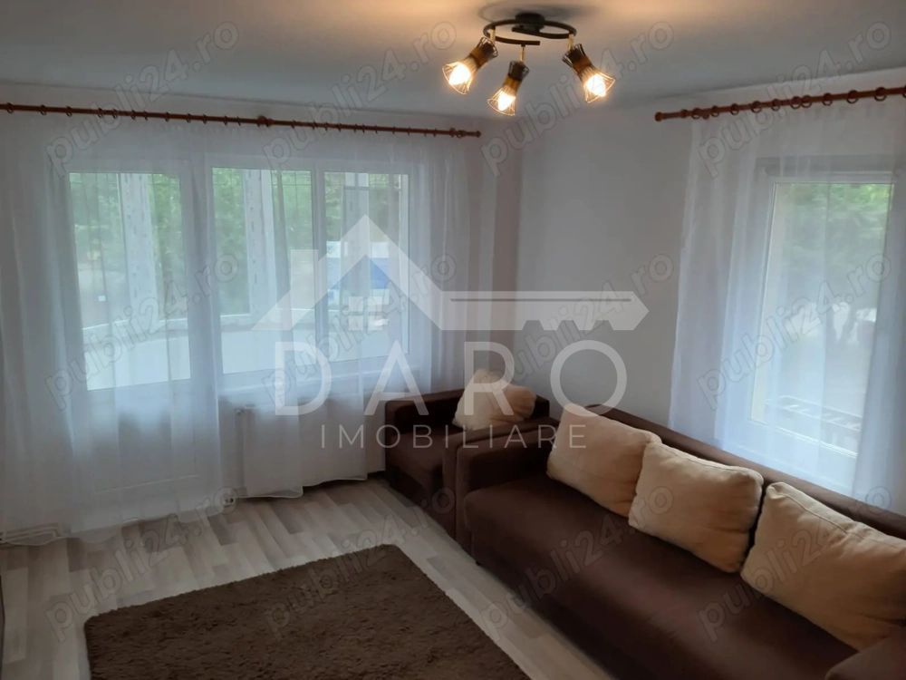 Apartament spațios 3 camere, zona centrala , Poli 2 - Poză 9