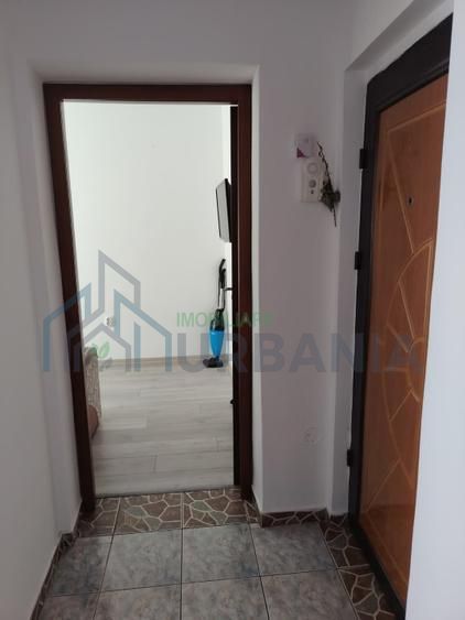 Apartament 3 camere, semidecomandat, Podu Roș – 5 minute de Palas. Liber imediat. - Poză 10