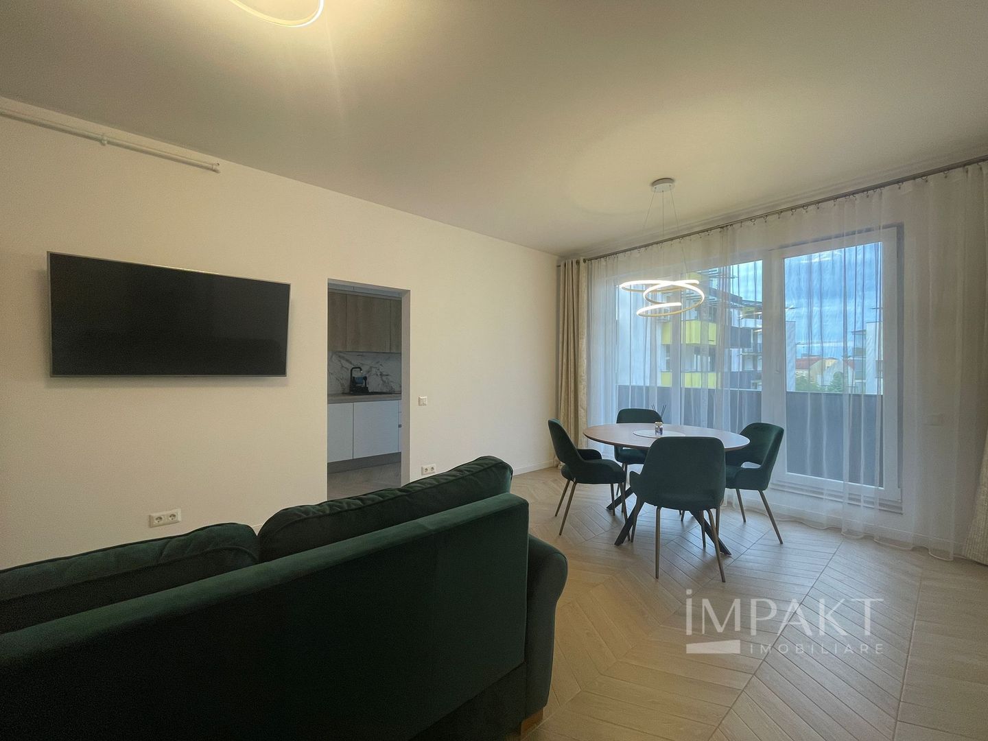 Apartament 2 camere + dressing si parcare subterana - Poză 2