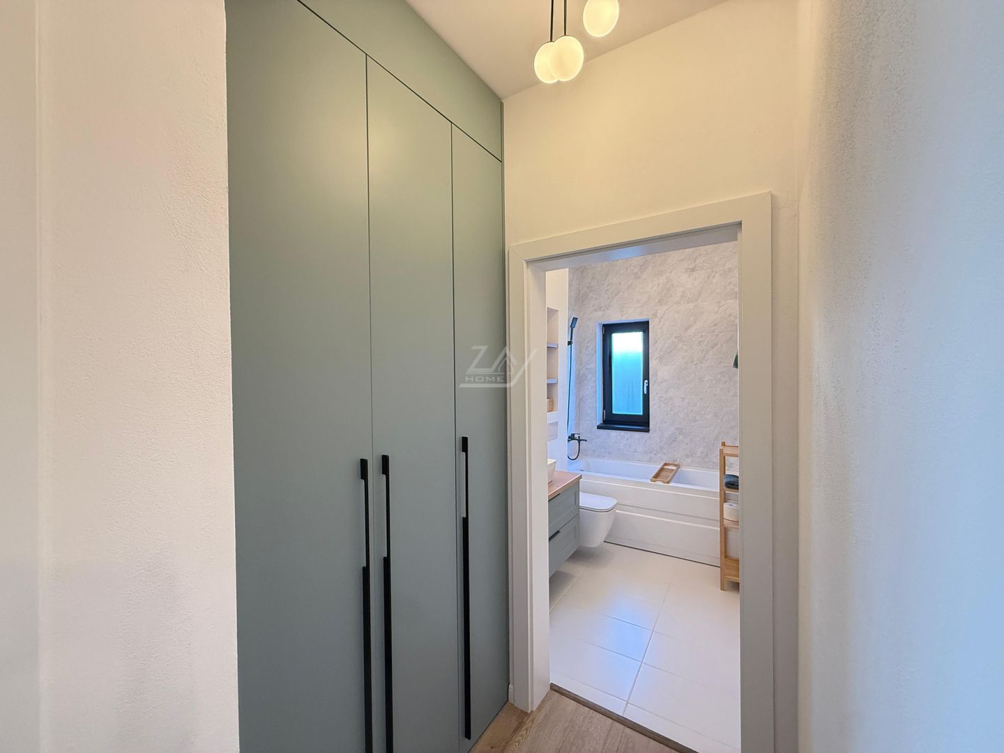 PRIMA INCHIRIERE. Casa moderna si cocheta. Curte amenajata. Loc de parcare. - Poză 20