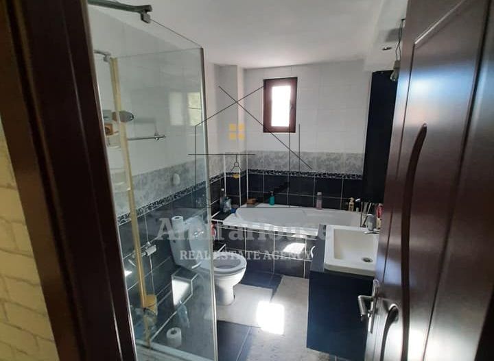 Casa individuala, teren 1.300 mp, Floresti zona str Tautului - Poză 11