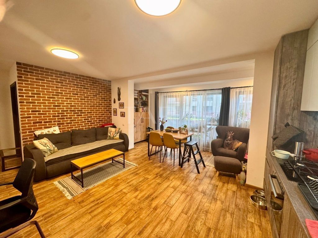Apartament 2 camere cu terasă, zona VIVO - Poză 2