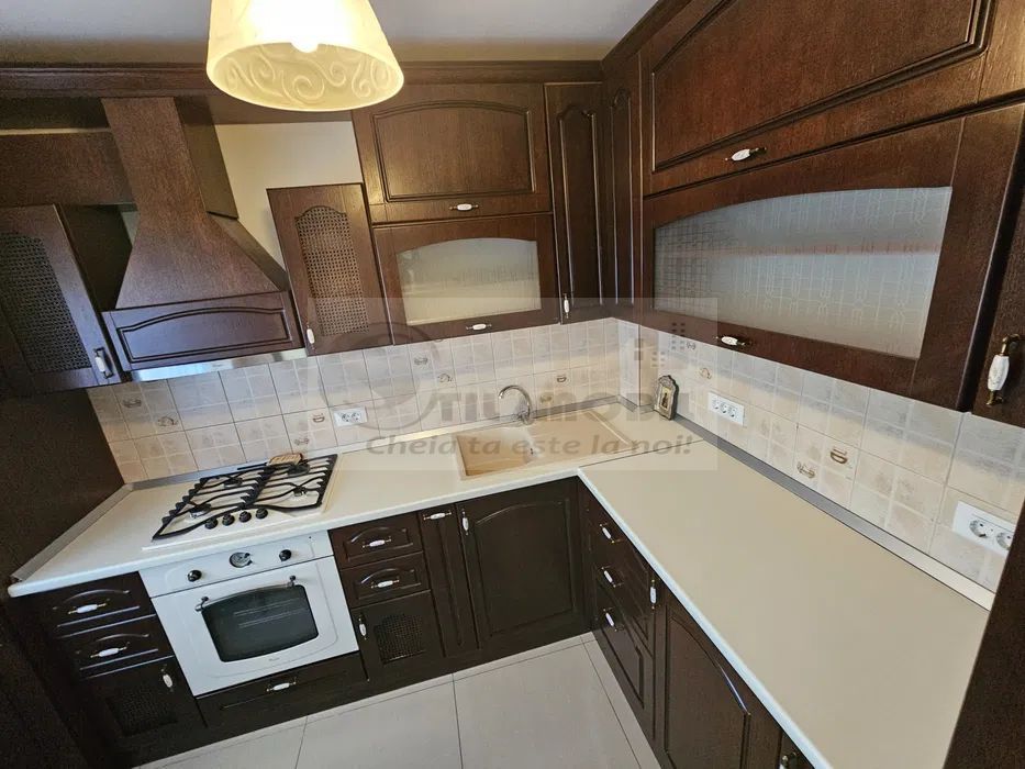 Ap 3 camere–vis-a-vis de Colegiul Național „Costache Negruzzi"- 750 E - Poză 6