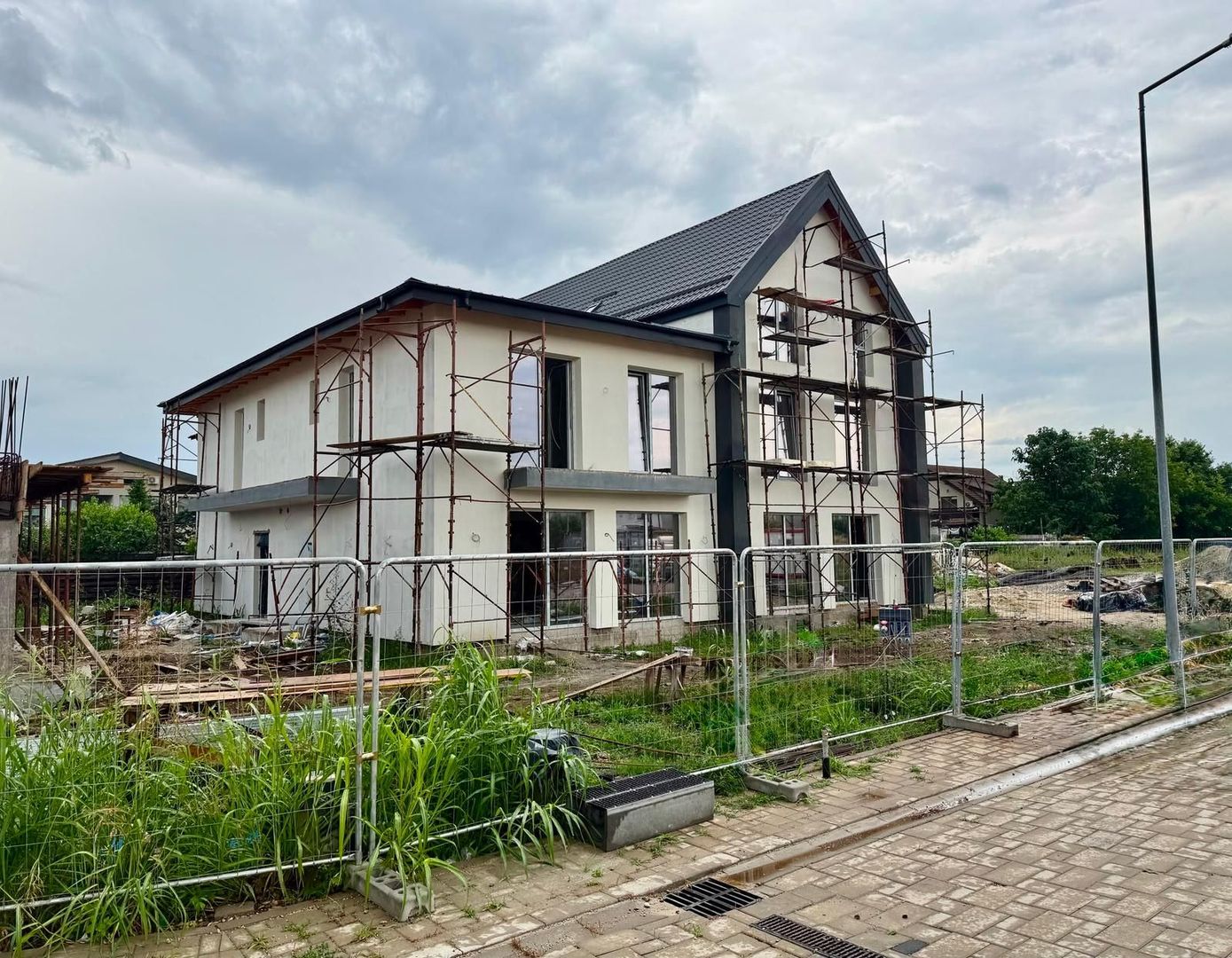 Vilă Duplex Premium în Otopeni/Metrou la 900 m/Spatioasa - Poză 3