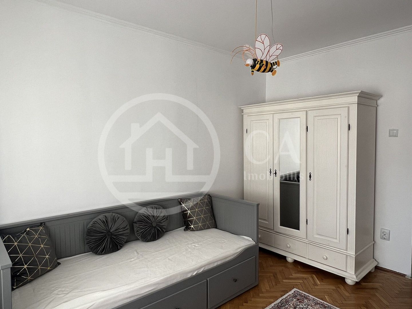 Apartament cu 3 camere de inchiriat pe Bd-ul Magheru Oradea - Poză 7