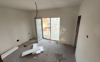Vanzare 3 vile individuale noi cu design contemporan si teren generos - Poză 4