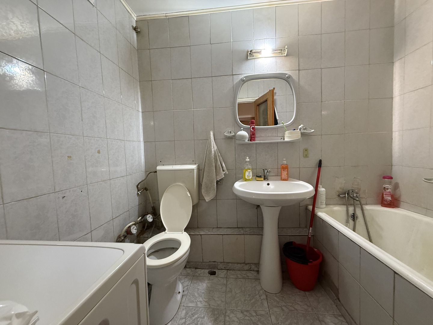 Apartament 2 camere 53,5 mp etaj 6 strada Moinesti- drumul taberei - Poză 6