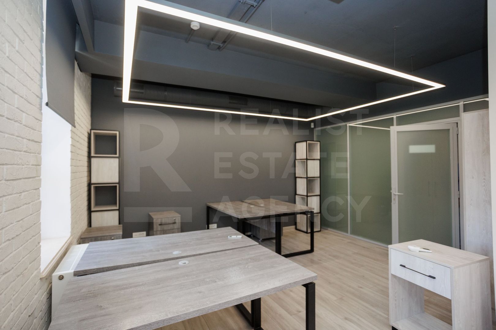 Se oferă oficiu sper chirie 270 mp, str. Petru Rareș, Centru - Poză 29