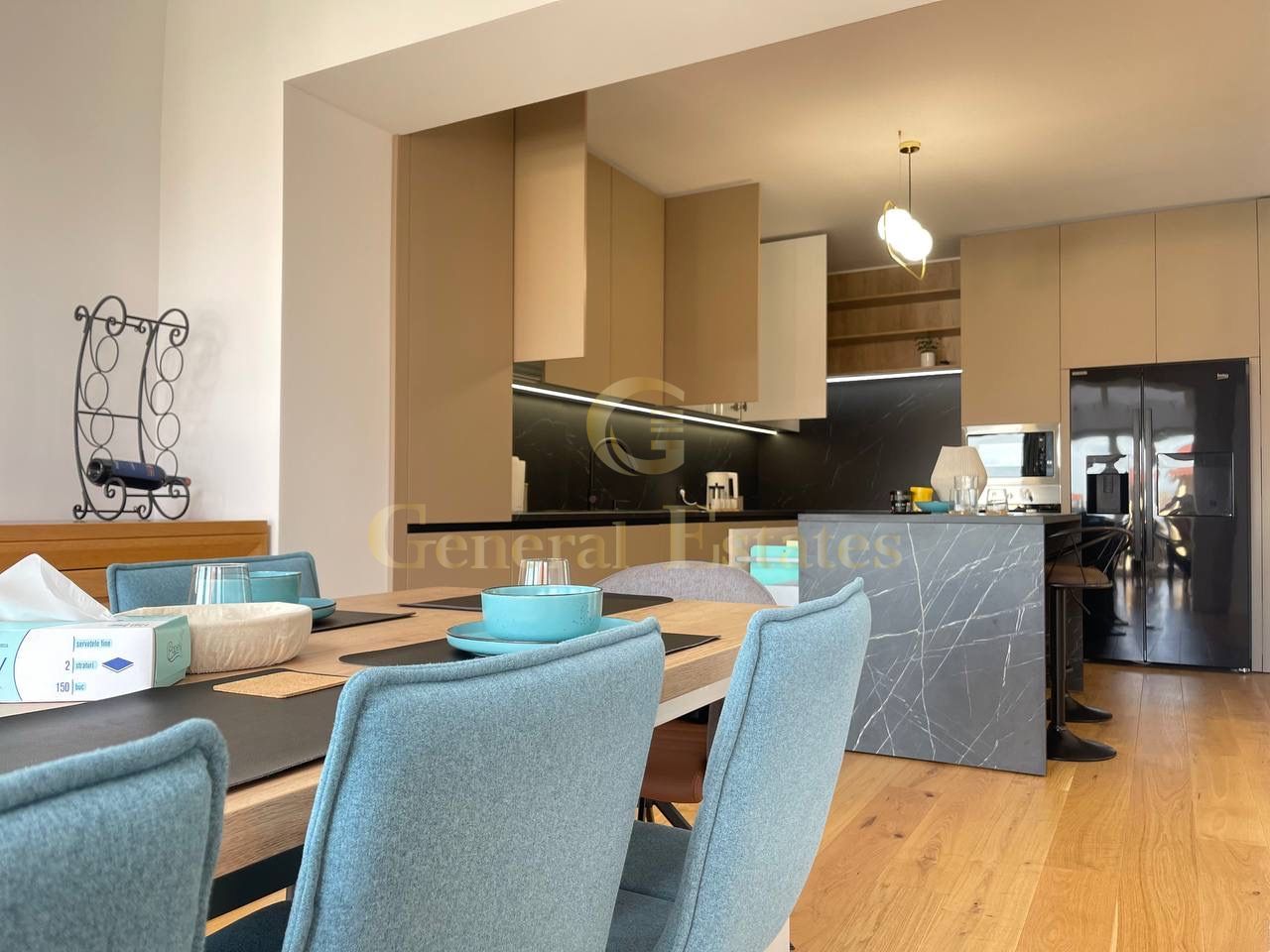 Casă cu design modern & suflet autentic – 200 m² de confort și rafinam - Poză 2