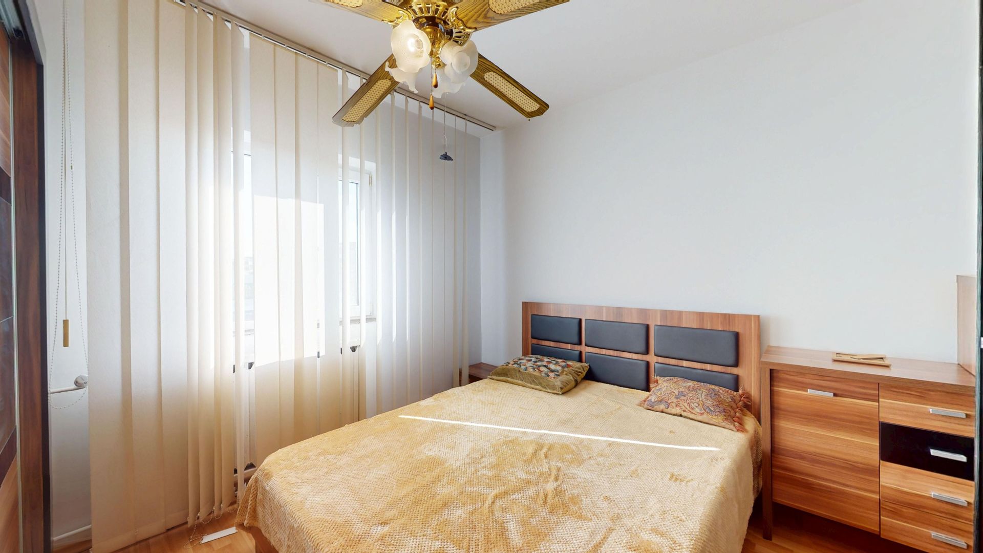 Apartament 4 camere – Strada Novaci Bloc 1989 Zona excelenta - Poză 7