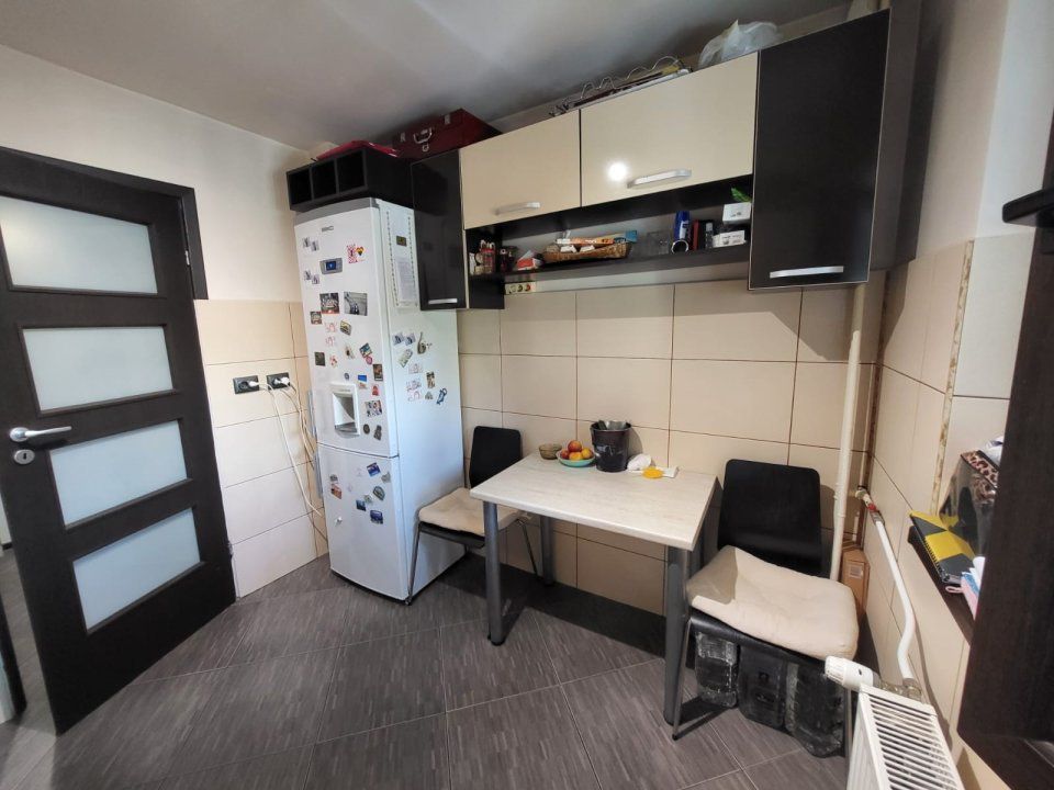 APARTAMENT MODERN 2 CAMERE CRANGASI DECOMANDAT BLOC 1984 - Poză 3