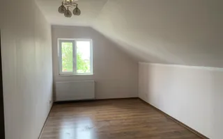 Duplex premium în vatra veche a localității Moșnița Veche - Poză 15