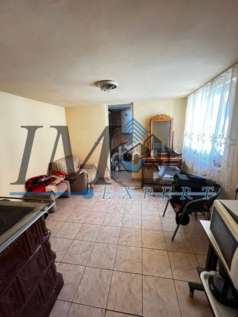 Casa individuală de vânzare in apropiere de centru Sebeș - Poză 5