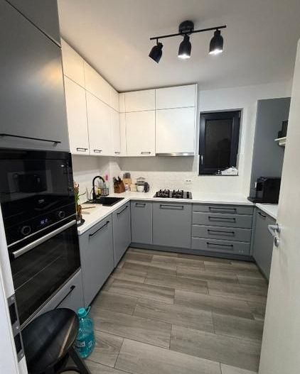 Vilă Duplex Otopeni | Complet Mobilată & Utilată - Poză 8