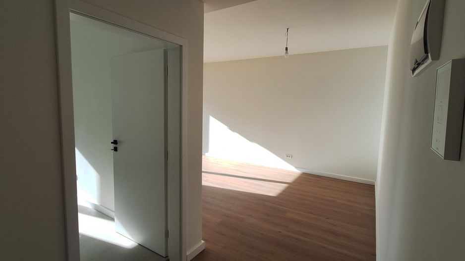Apartament 2 camere cu loc de parcare inclus - Poză 4