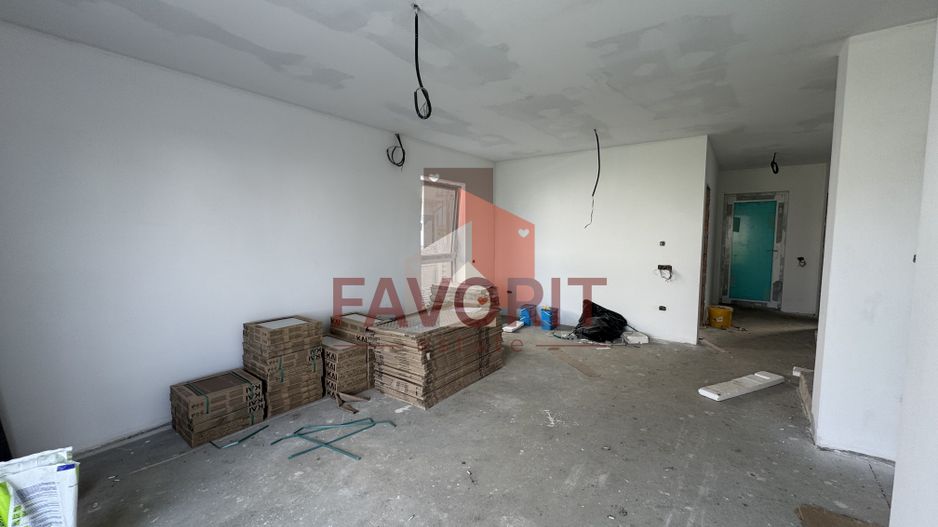 Duplex 5 camere ,despartit prin camera tehnica, finisat la cheie in Mosnita - Poză 5