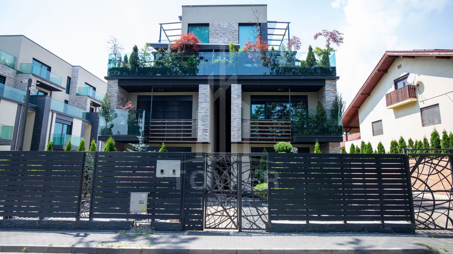 Duplex de lux pe Calea Dumbravii - Poză 1