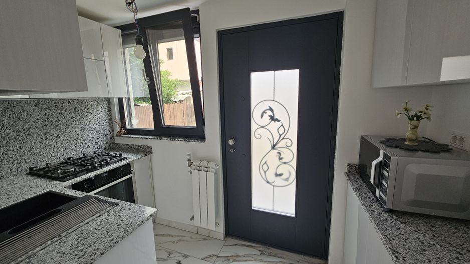 NOU -Casa la cheie sos Chitilei / blvd Laminorului - Poză 18