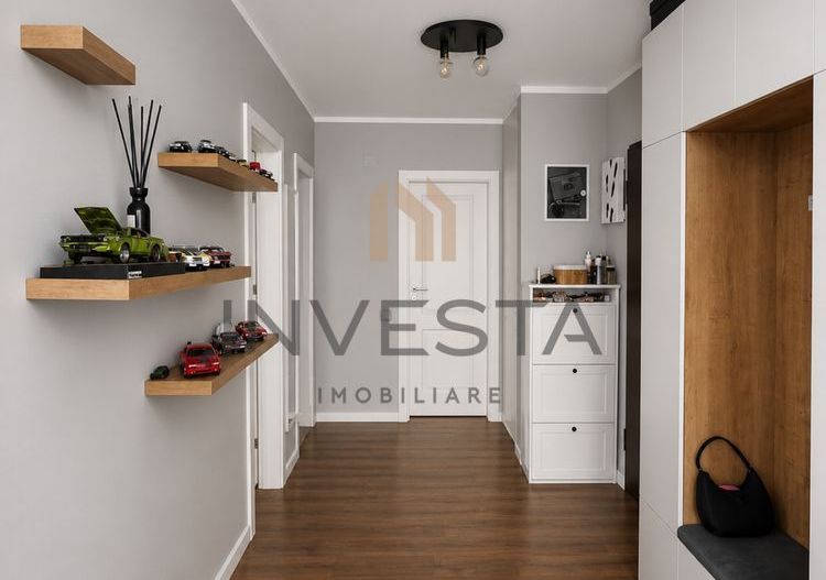 Apartament cu 3 camere si terasa, ansamblul Luminia, Europa - Poză 4