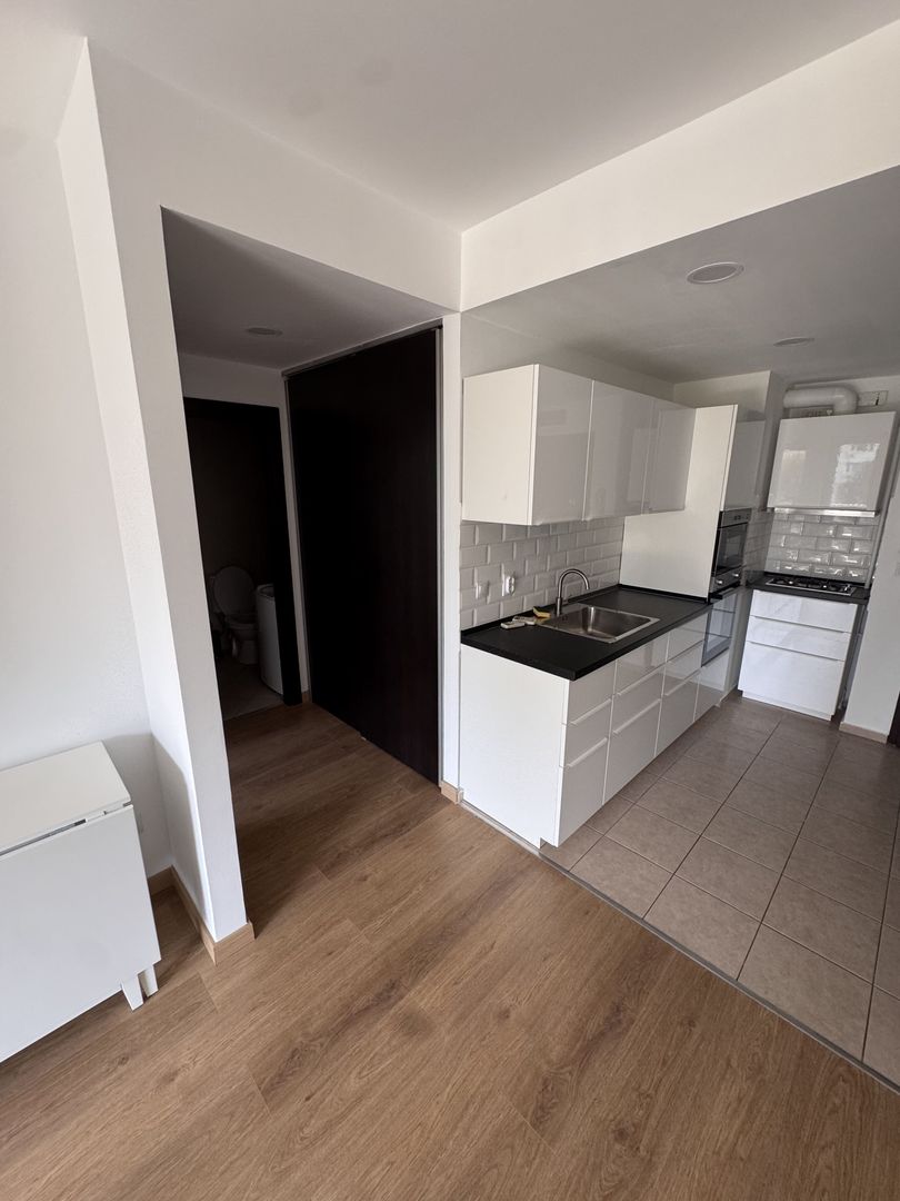 ROSE GARDEN | Apartament Cozy | Centrala termica proprie - Poză 6