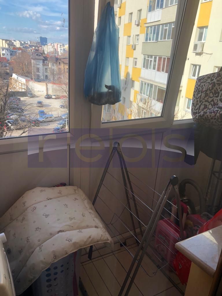 APARTAMENT 4 CAMERE CALEA MOȘILOR - Poză 12