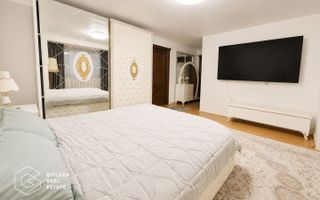 Apartament 3 camere renovat complet, Zona Lunei - Poză 1