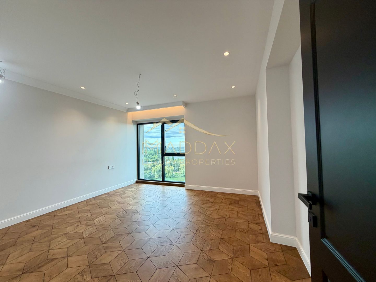 Penthouse cu 4 camere // terasă 70 mp / 200 mp / 3 parking / Straulesti - Poză 29