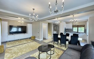 Casă ultramodernă cu terasă panoramică strada Voroneț