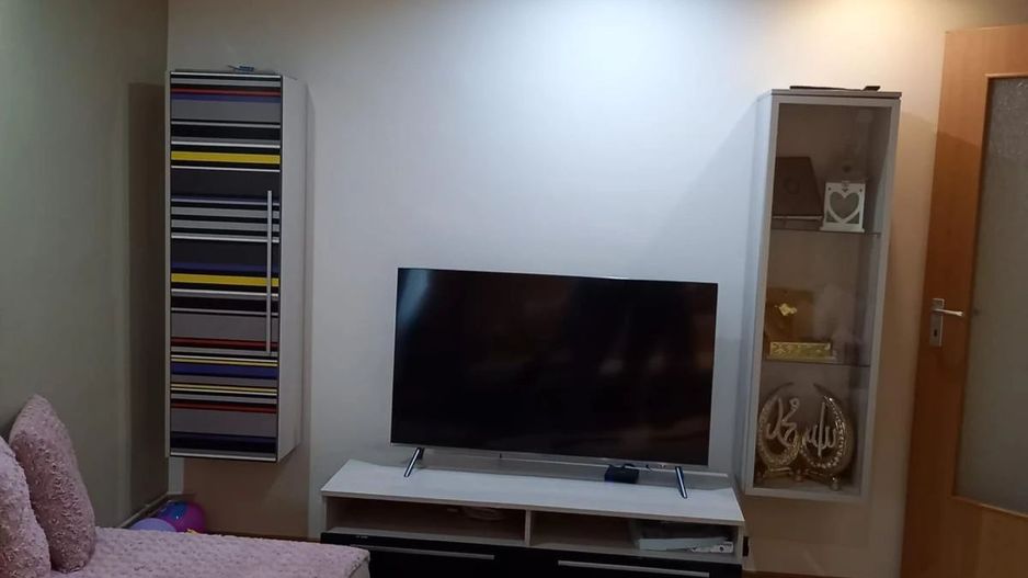 Apartament 3 Camere, Zona Aradului, Mobilat si Utilat Complet, 2 Bai, 3 Balcoane - Poză 3