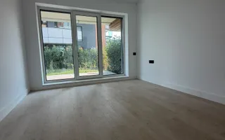 4 CAMERE | 122 MP + 279 MP CURTE | PISCINA | ASTORIUM GARDEN - Poză 14