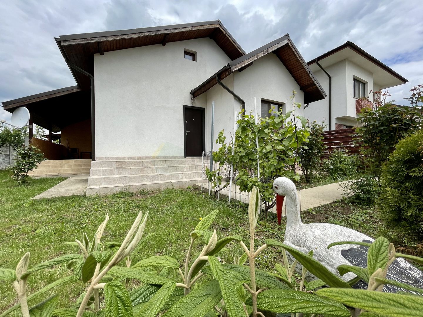 Casa 2 camere in Complex Rezidential Tunari | Lacul Pasarea - Poză 1