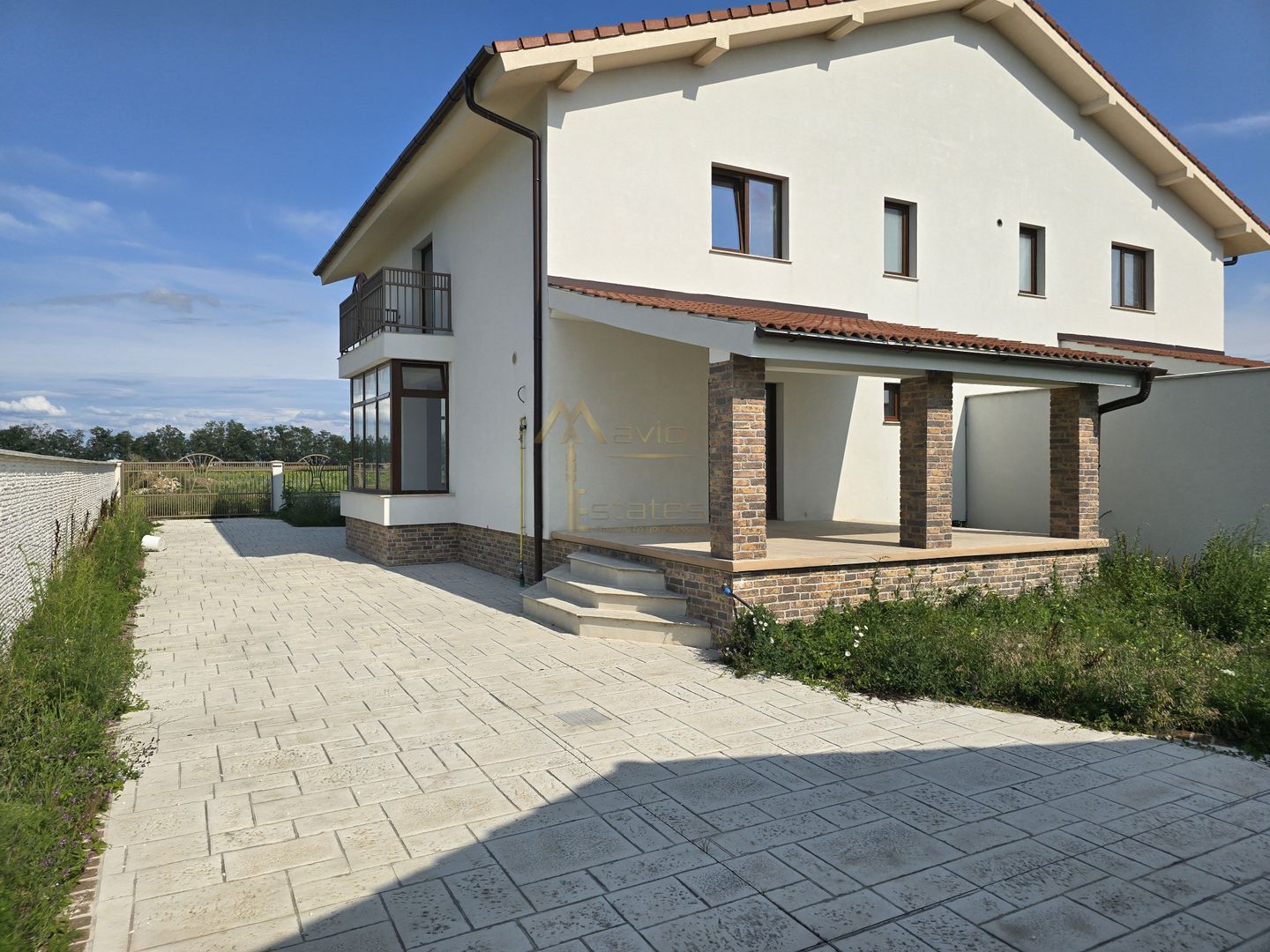 Martinesti, Duplex pe etaj, Suprafete generoase, Garaj dublu - Poză 3