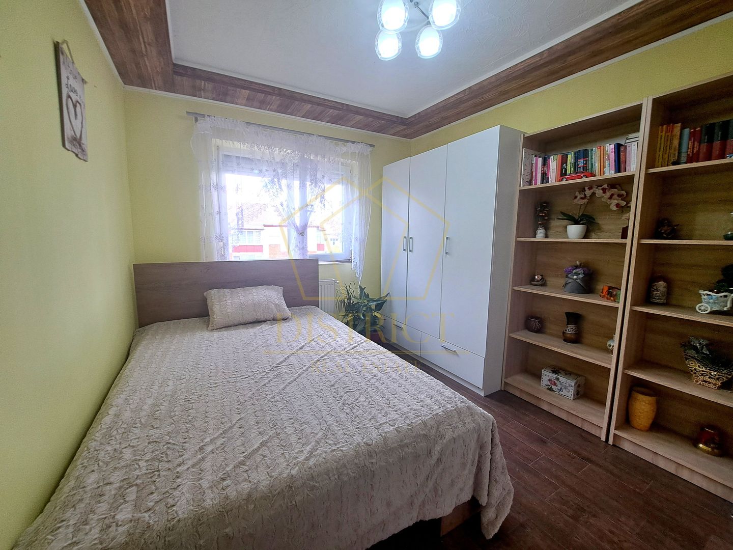 Apartament renovat cu 3 camere decomandate | Lipovei Sever Bocu - Poză 9