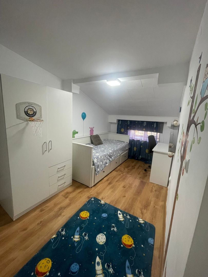 Apartament/mansardă 3 camere,Micro 17,utilat si mobilat - Poză 24