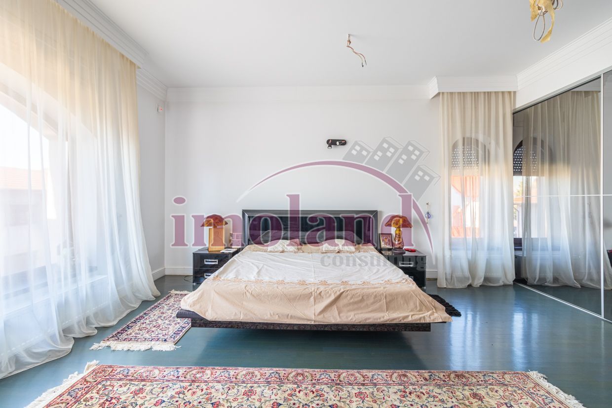 Vila cu piscina si garaj - 6 dormitoare - Pantelimon - Poză 26