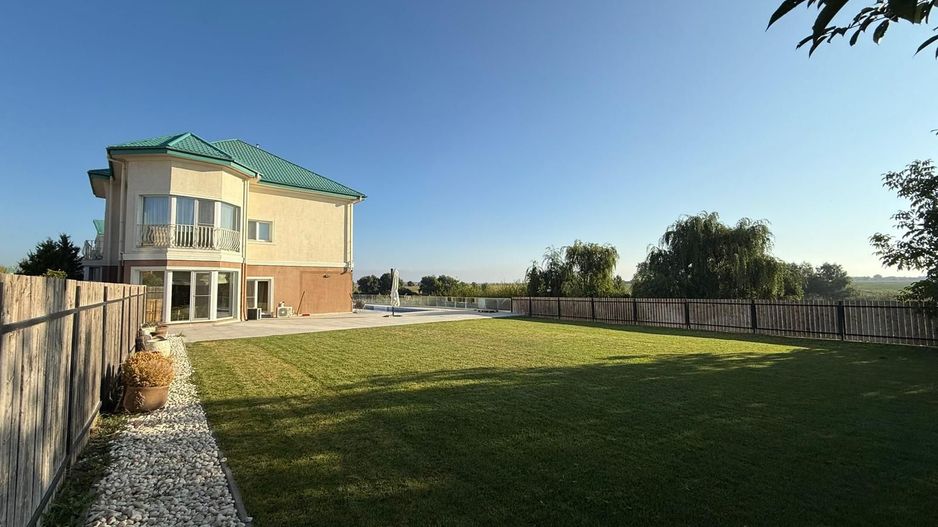 Cosmopolis - Vila Individuala de tip F cu piscina proprie, mobilata - Poză 1