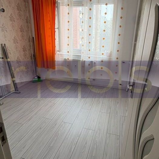 DE VANZARE AP 3 CAMERE ROMANCIERILOR | METROU - Poză 2