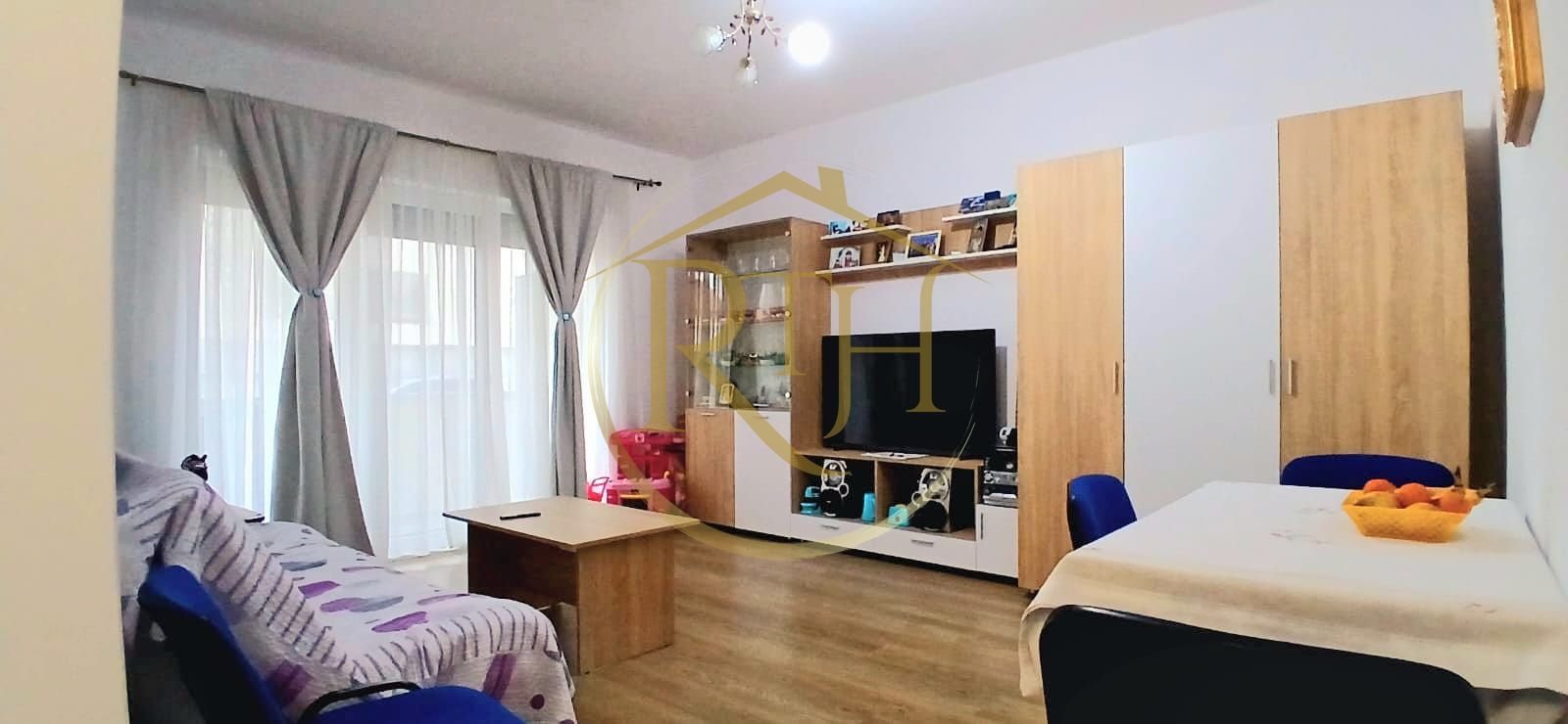 Oferim spre vanzare Apartament 2 camere tip SAD  + 2 locuri de parcare - Poză 1