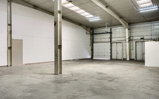 Hala Arad 227 MP - Poză 3