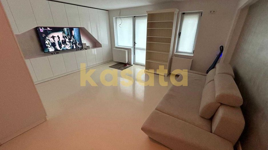 Garsonieră cochetă de închiriat – Șișești, confort și liniște - Poză 5