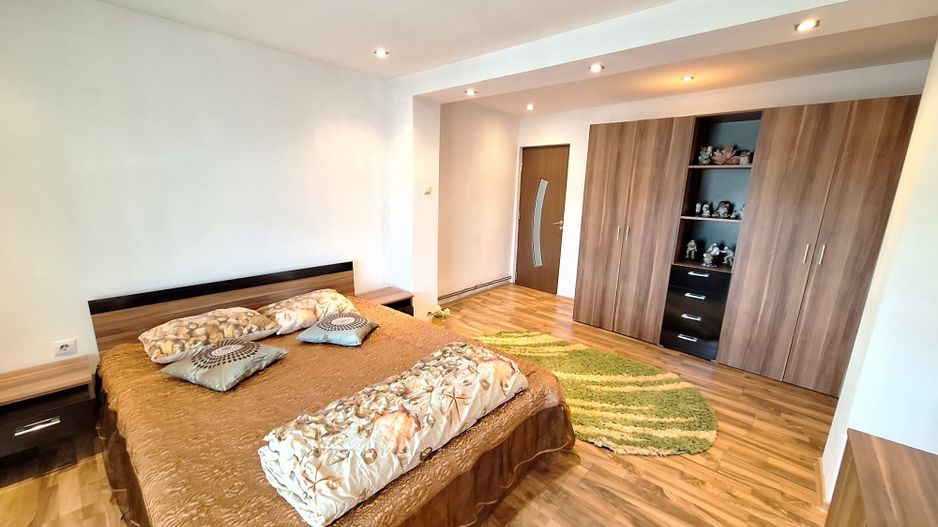 Inchiriere apartament la casa, Centru Bascov - Poză 8
